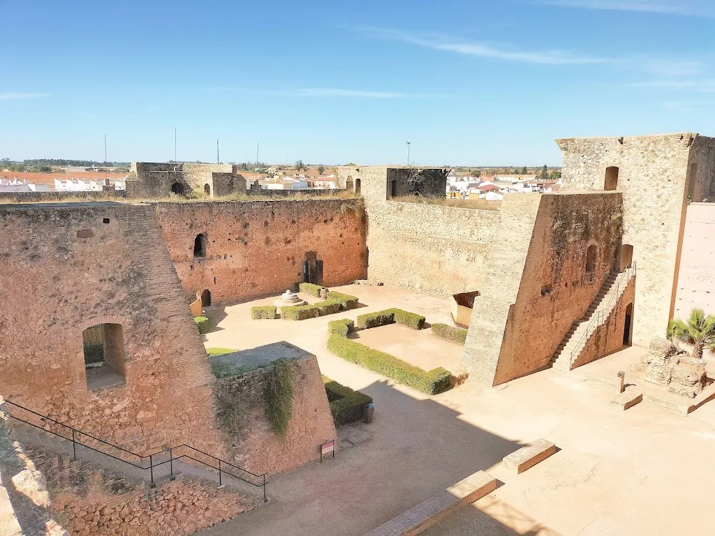 Castle Niebla or Guzmanes restaurant in Niebla