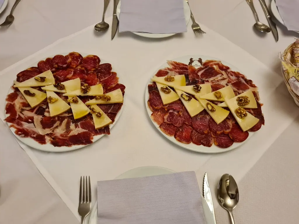 Bar - Restaurante El Potro_Paterna del Campo_slider_image_2