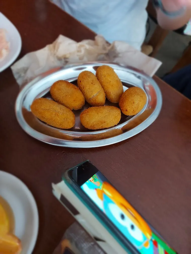 Menu_Taberna La Parrala · Bar de Tapas y Restaurante_Palma del Condado La_image_8