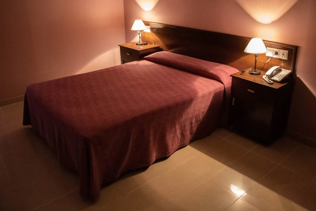 Hotel Restaurante León_Palma del Condado La_slider_image_2