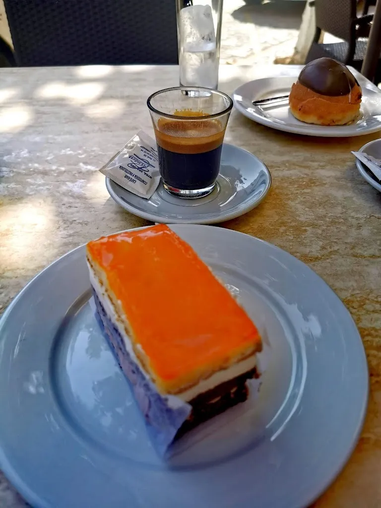 Menu_Confitería Cafetería Carmen_Palma del Condado La_immagine_2