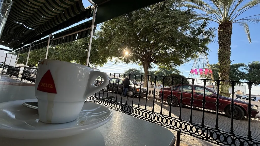 Miguel Vazquez_Bar Avenida_Puebla de Guzmán_review