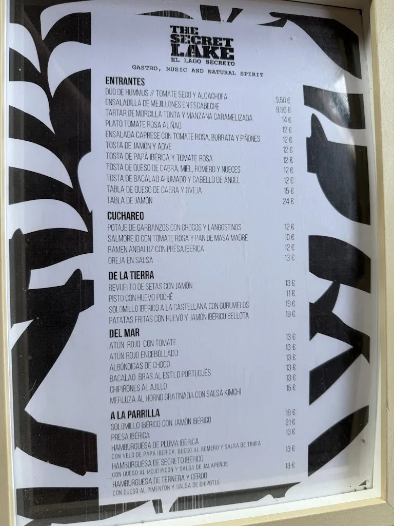 Jorge Jorge_The Secret Lake_Puerto Moral_Bewertung