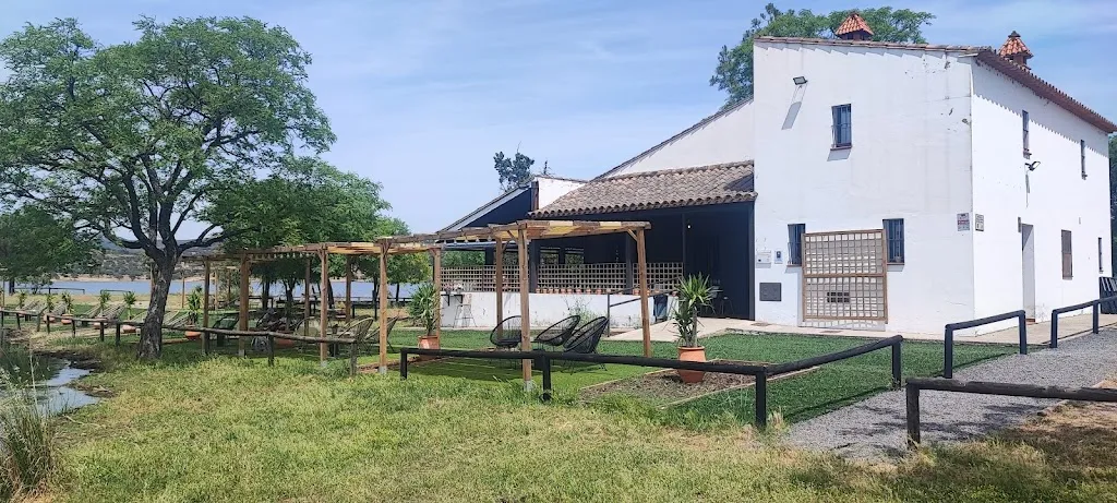 José Ant Bustos_The Secret Lake_Puerto Moral_Bewertung