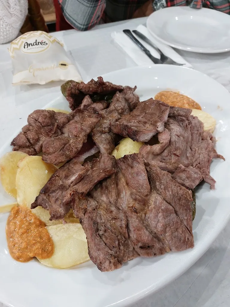 Dani Garrocho_Restaurante El Lobito_Moguer_recensione