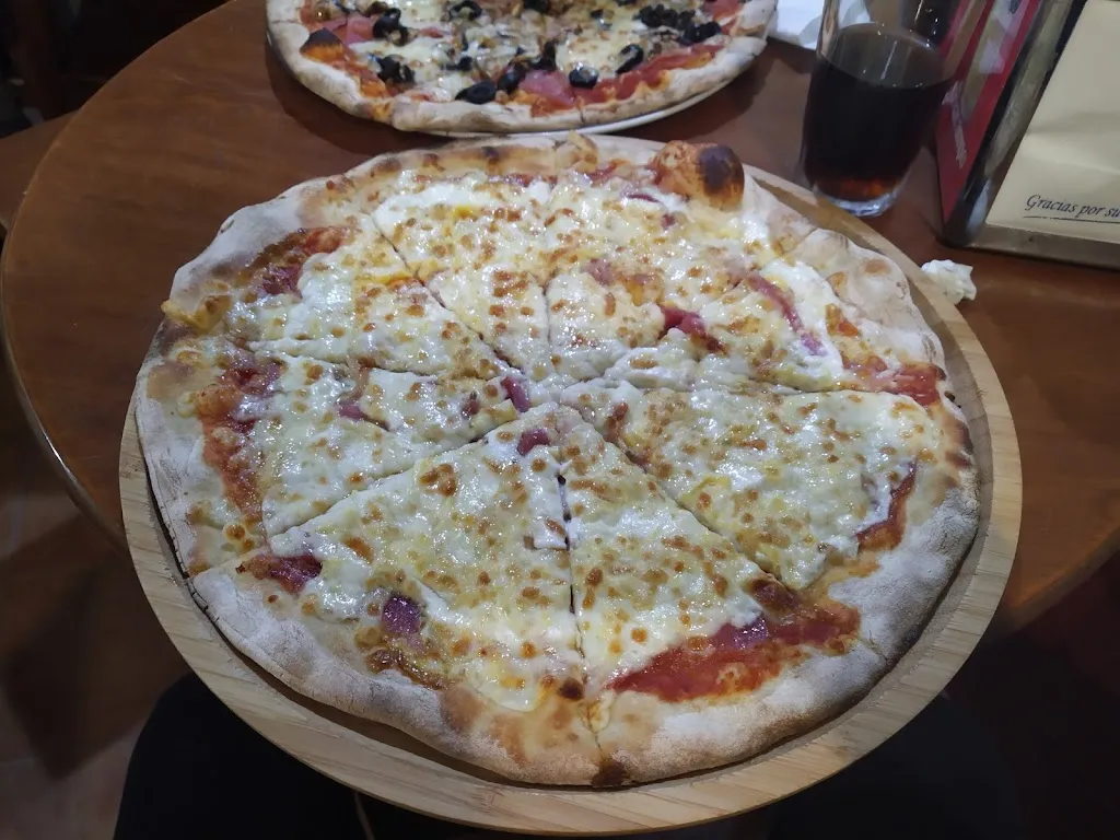 Menu_Pizzería 4 Amici_Moguer_image_8