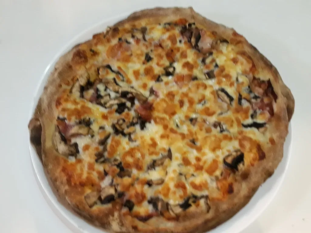 Pizzería 4 Amici_Moguer_slider_image_3