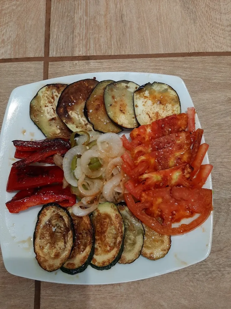 Menu_Bar Cervecería Salmuera_Moguer_immagine_9