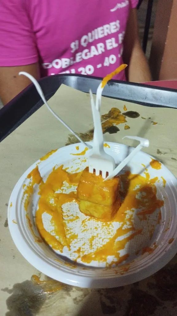 Miguel Angel Cumbrera_Kiosko Marcelo Burguer_Moguer_review