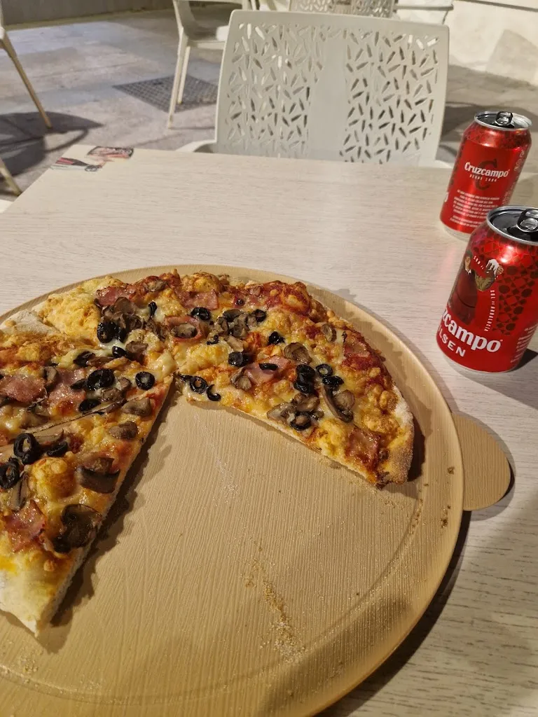 Antonio Jesús Zambrano César_Telepizza Moguer - Comida a Domicilio_Moguer_review