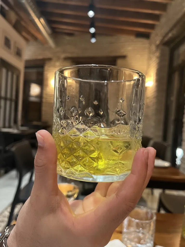 EL PASAJE restaurant in Lepe