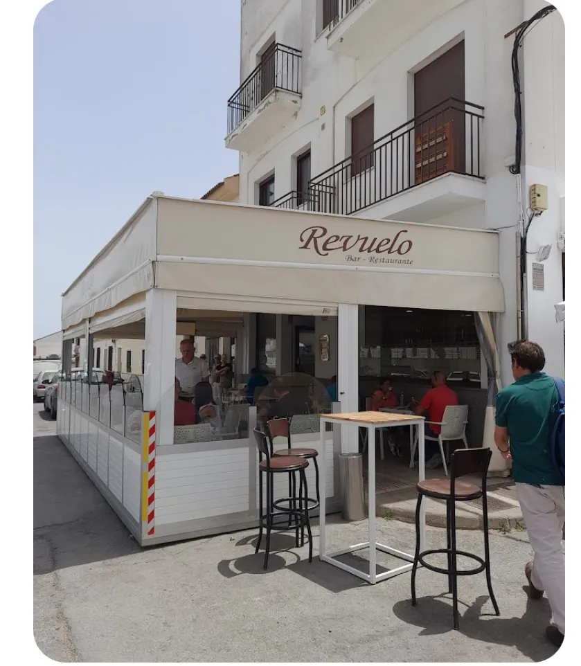 El Revuelo restaurant in Lepe