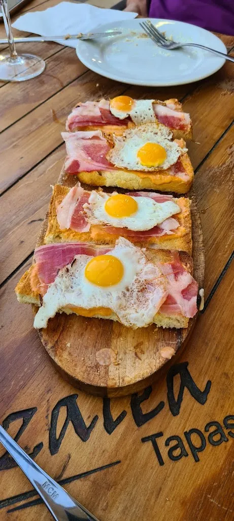 Menu_Bar Azalea Tapas_Lepe_image_7