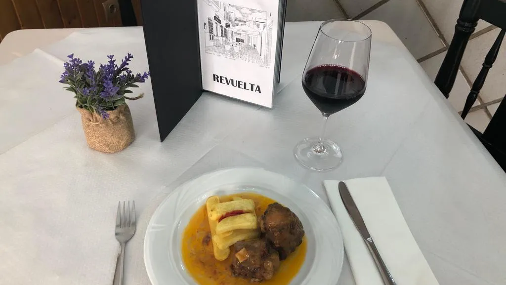 Taberna Casa Revuelta 