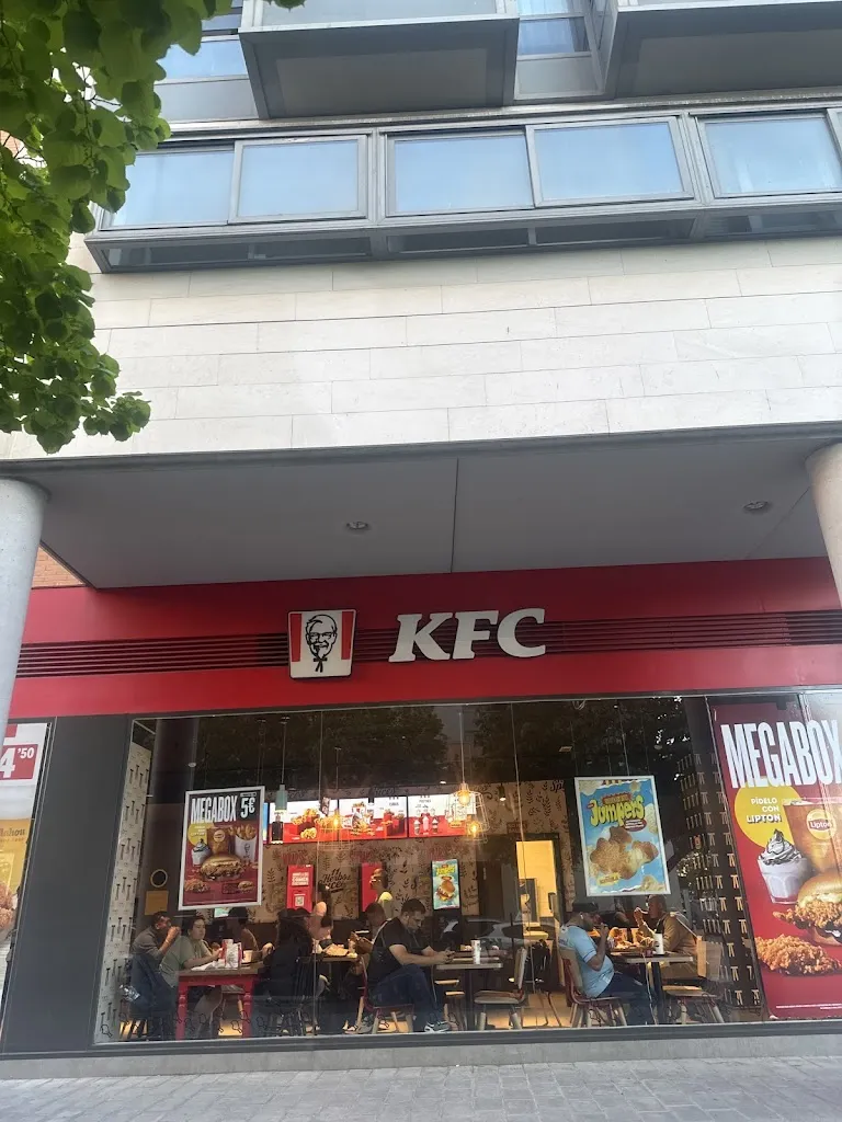 KFC restaurant in Lepe