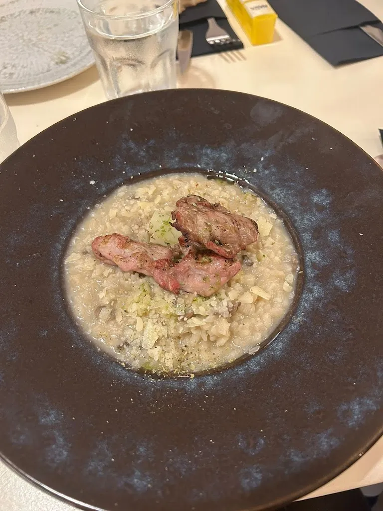 Laura Coronilla_Traviexo restobar_Lepe_review