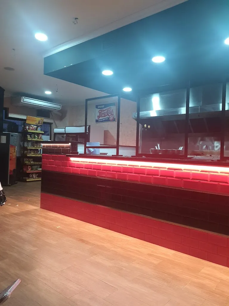 Línea Pollo Al Carbón_Lepe_slider_image_2