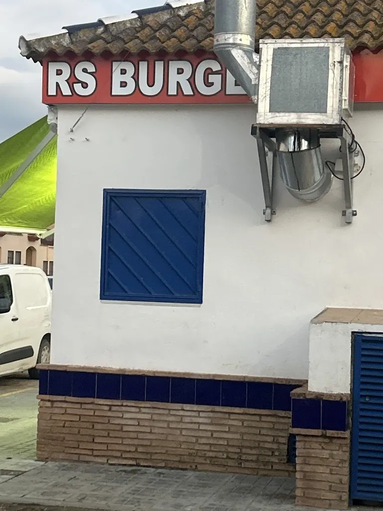 Rocio Luna García_RS BURGER_Lepe_review