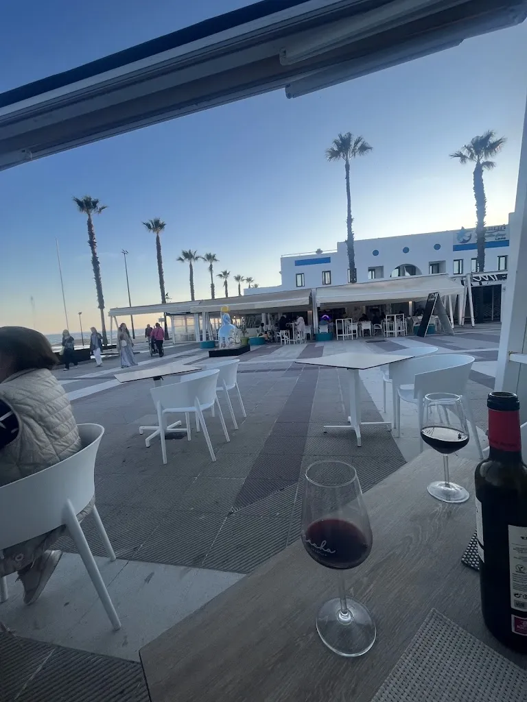 Matt Philips_Macha La Antilla_Lepe_review