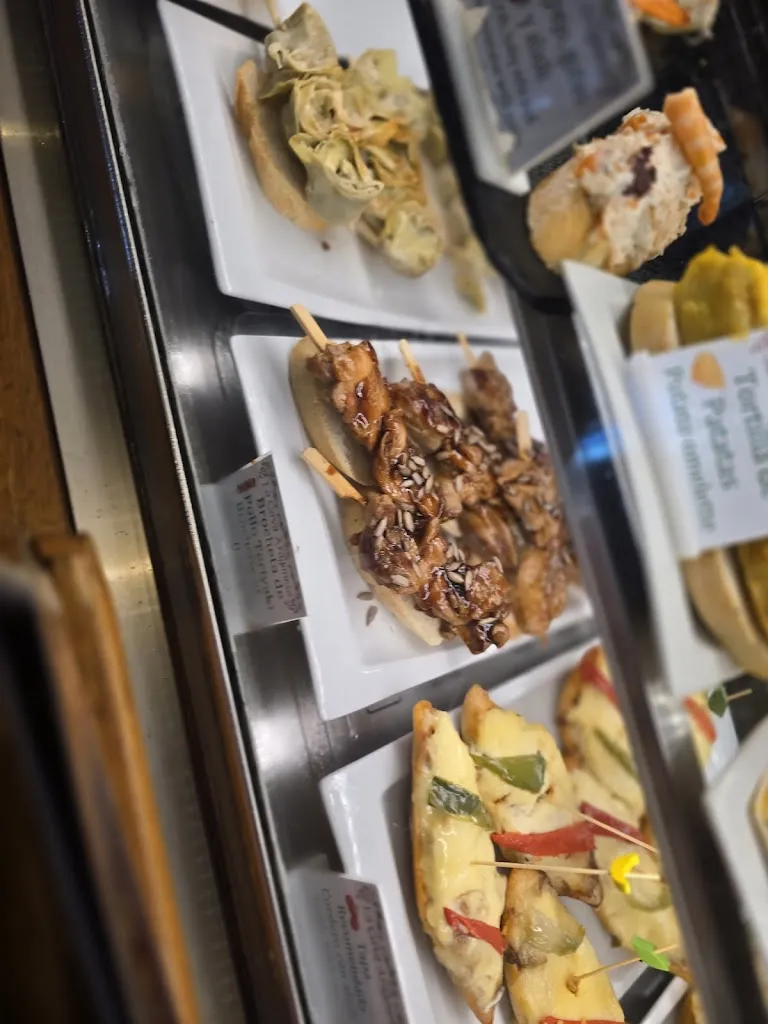 Lynette Osborne_La Cava Aragonesa_Benidorm_review