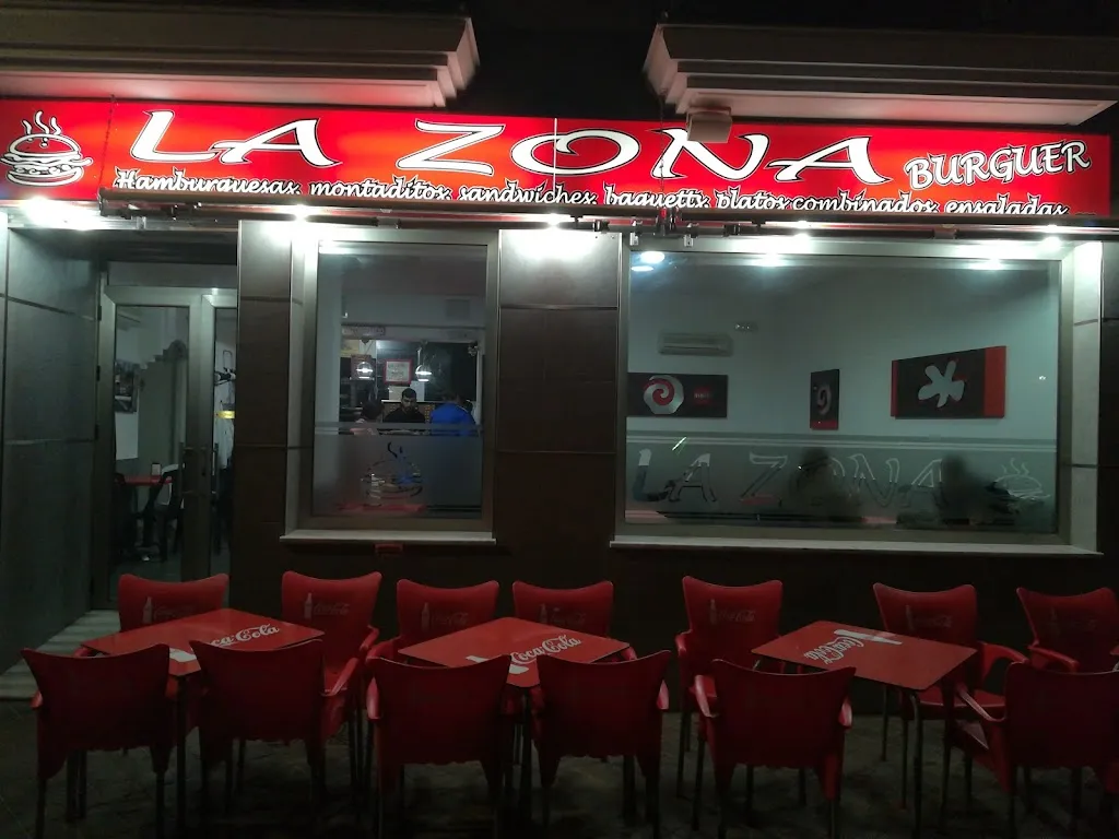 Bar Burguer La Zona_Lepe_slider_image_3