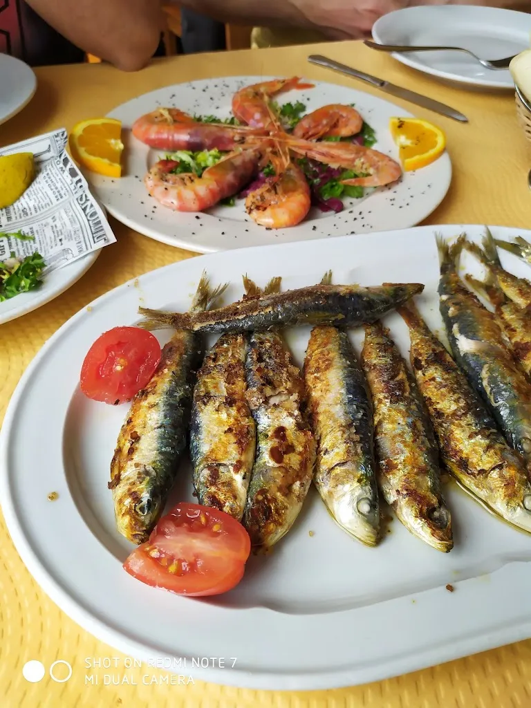 Christangela Omwanghe_Chiringuito elPortugue Playa del Hoyo_Isla Cristina_review