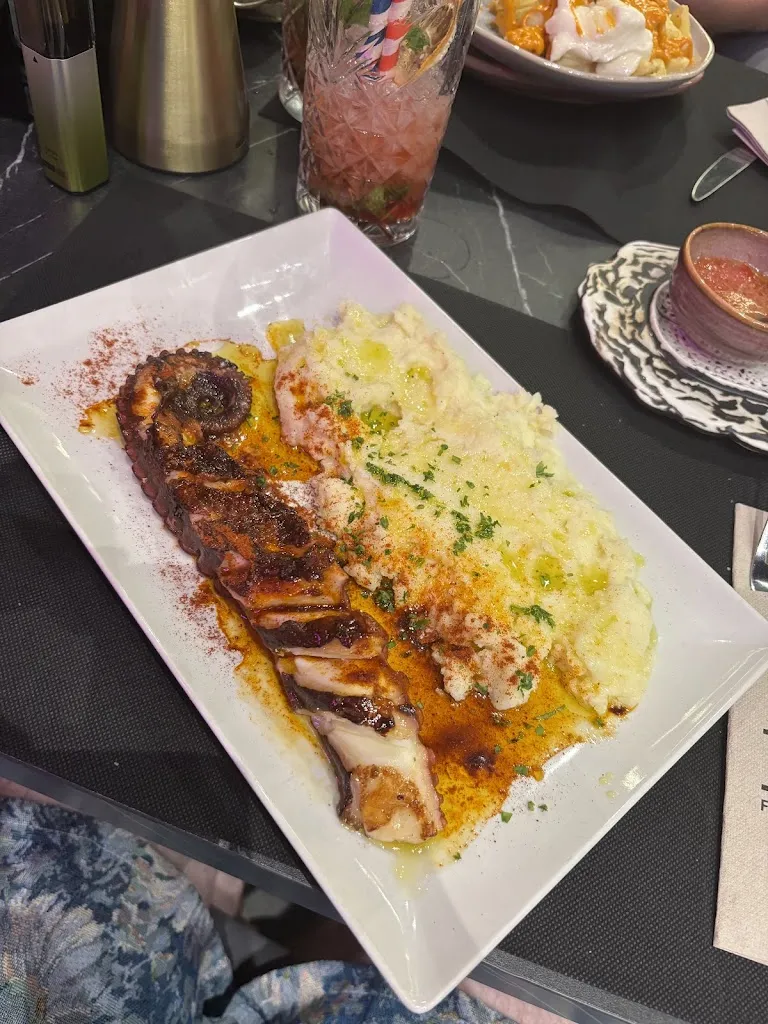 Charlie White_Baldo Restaurant & Cocktail Bar_Benidorm_review