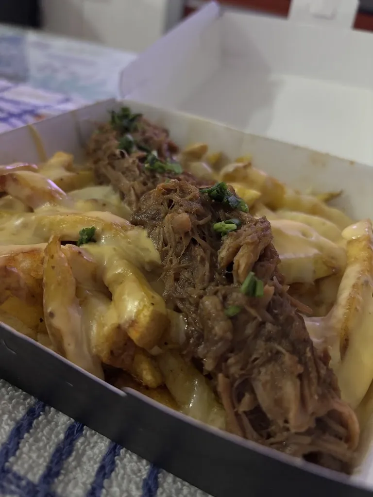 Gloria Poce Delgado_Fundido_Isla Cristina_review