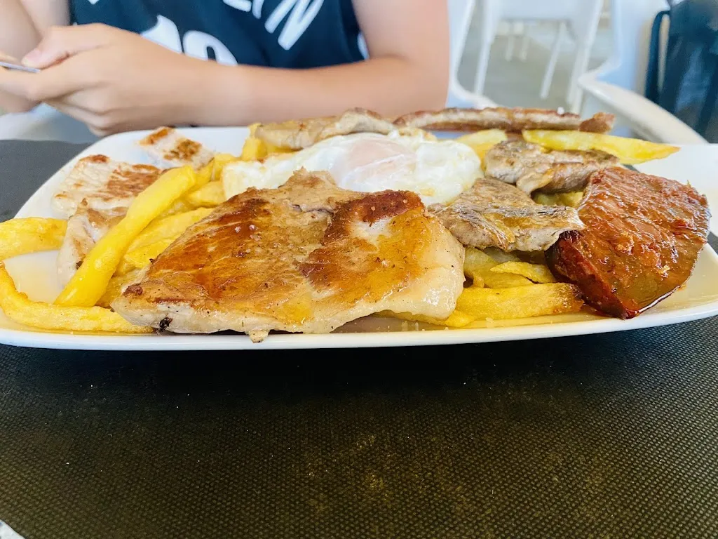 Meji Martin_Bar paquito ibericos_Isla Cristina_review