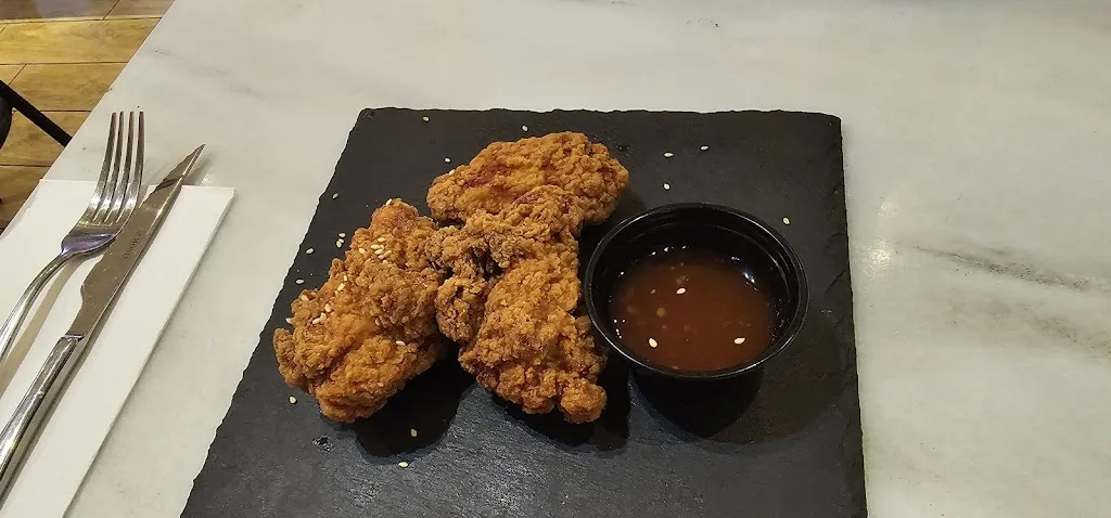 Amanda greenslade_THE BISTRO panacea london lounge_Benidorm_review