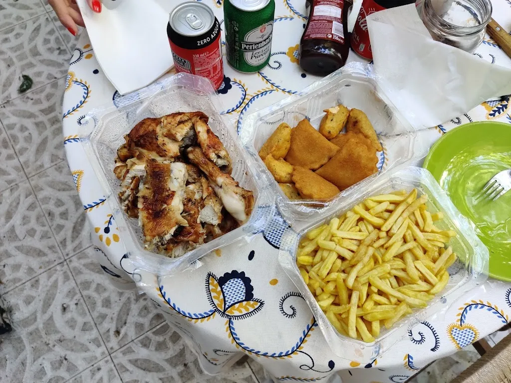 Rapid Pollo Al Carbón restaurant in Isla Cristina