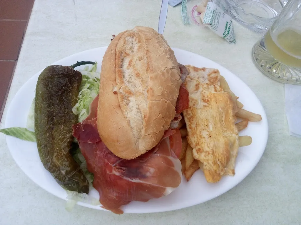 P F C_Bar Cafeteria El Tronio_Rociana del Condado_review