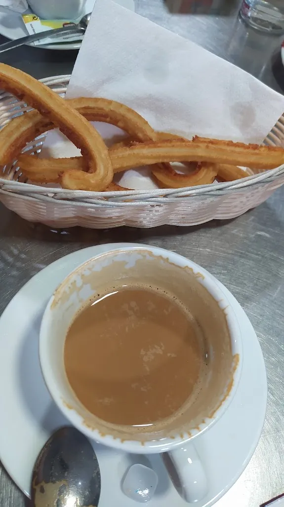 Bar El Cine_Rociana del Condado_slider_image_3