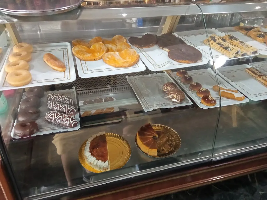 Cafetería oasis Rociana del condado_Rociana del Condado_slider_image_3