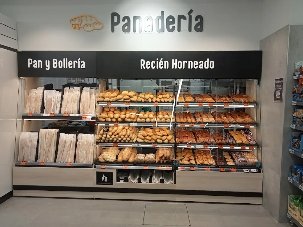 Supermercados Dia_Rociana del Condado_slider_image_3