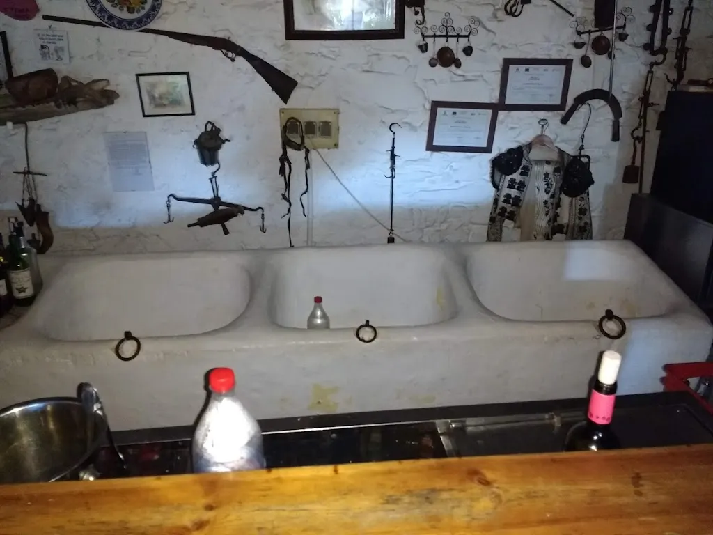 Mesón El Pesebre_San Bartolomé de la Torre_slider_image_3