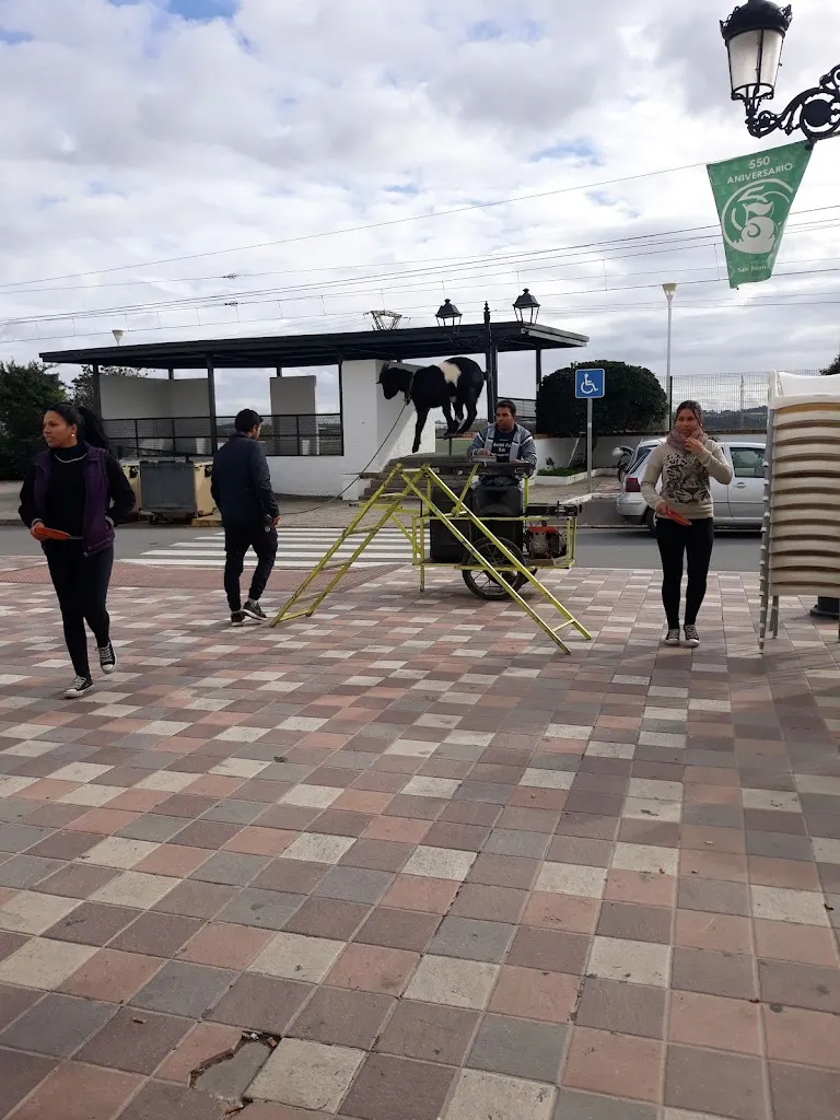 Burger Bendala_San Juan del Puerto_slider_image_3