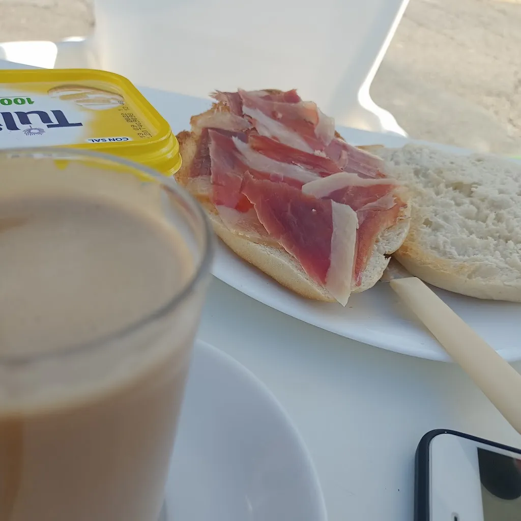 Bar El Punto restaurant in Santa Olalla del Cala