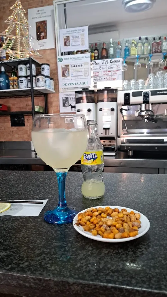 Menu_Bar Dos Puertas_Villarrasa_image_6