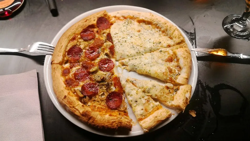 Restaurante del Camping y Bungalows_Abizanda_slider_image_2