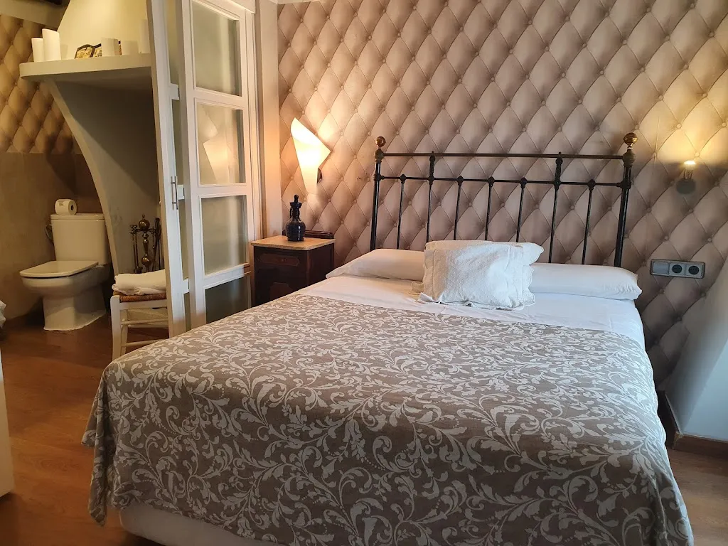 Apartamentos Vino Tinto Adahuesca_Adahuesca_slider_image_2