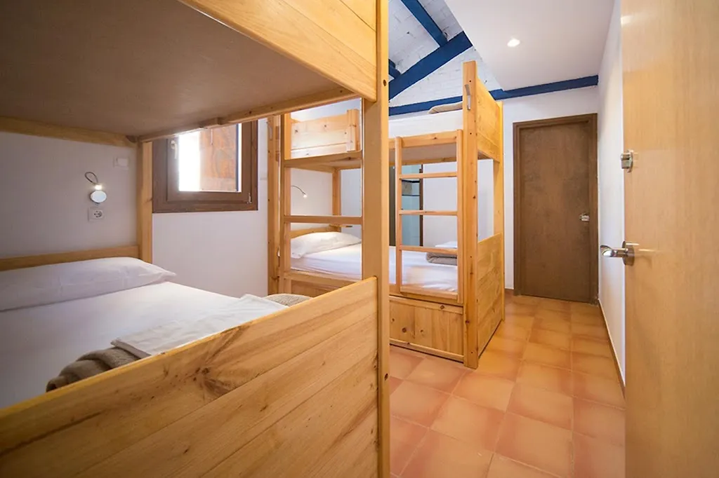 Albergue Crux_Adahuesca_slider_image_2