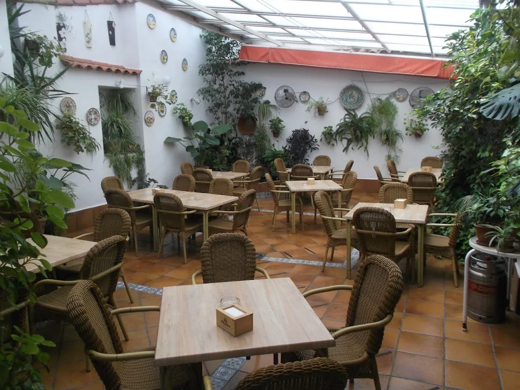 Bar Comic restaurant in Zalamea la Real