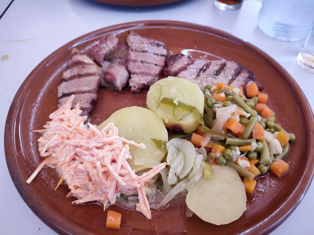 Casa Hermanos Ferrera Alos_Villanueva de los Castillejos_slider_image_2