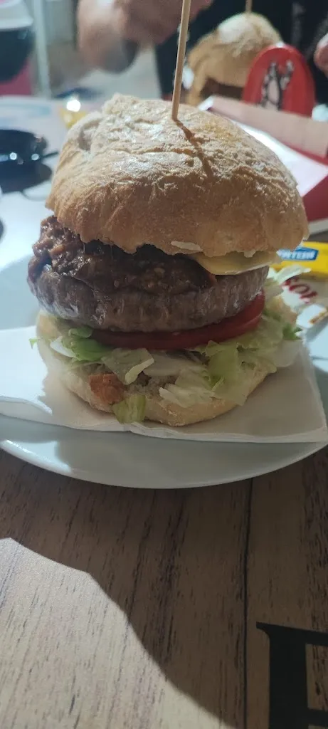 Francisco Jesus Moron Gomez_El Rincon Burguer_Villanueva de los Castillejos_review