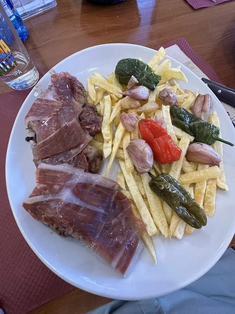 Fran Pérez_Taberna El Puchero de Pastora_Villanueva de los Castillejos_review