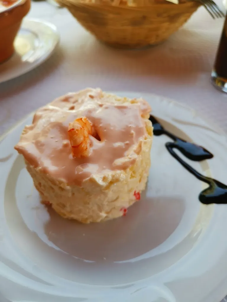 Cecilia Gonzalez_Taberna El Puchero de Pastora_Villanueva de los Castillejos_review