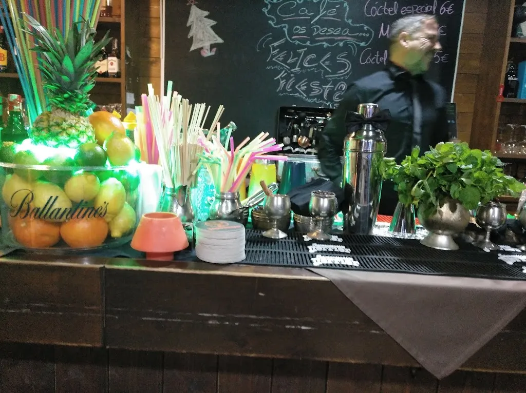 CLASSICS CAFE_Albalate de Cinca_slider_image_2