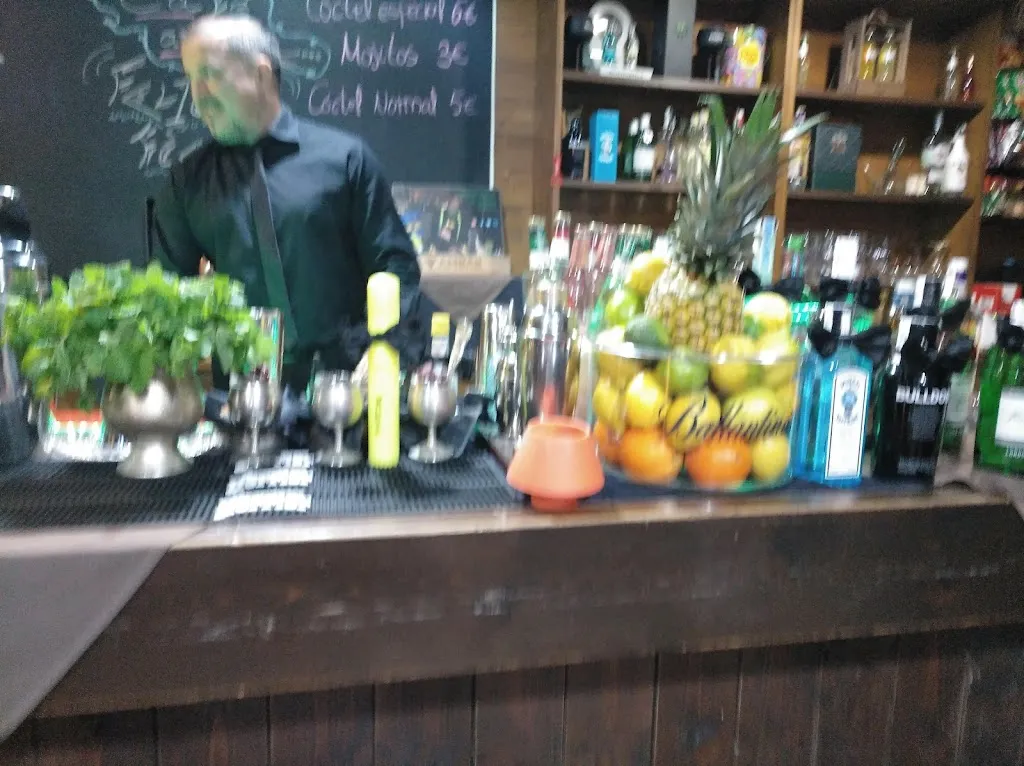 CLASSICS CAFE_Albalate de Cinca_slider_image_3