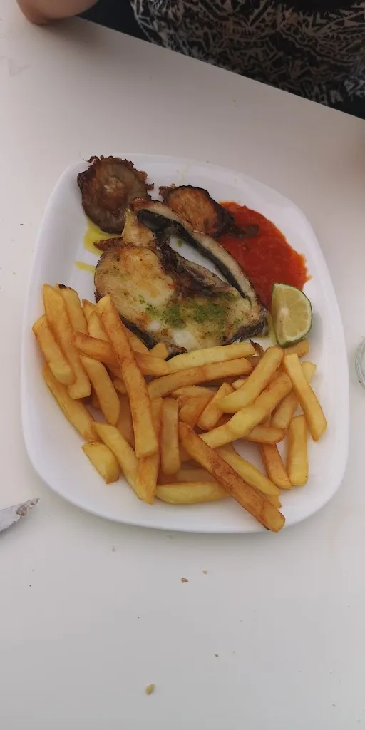 Joel Lopez_Bar Molina_Busot_review